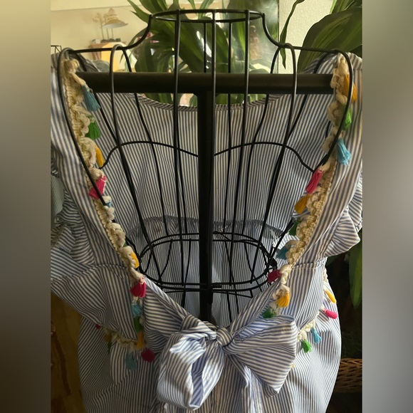 Cute spring tie back top - Picture 4 of 6